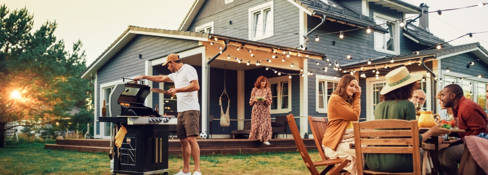 Summer Socializing Post-Weight Loss Surgery